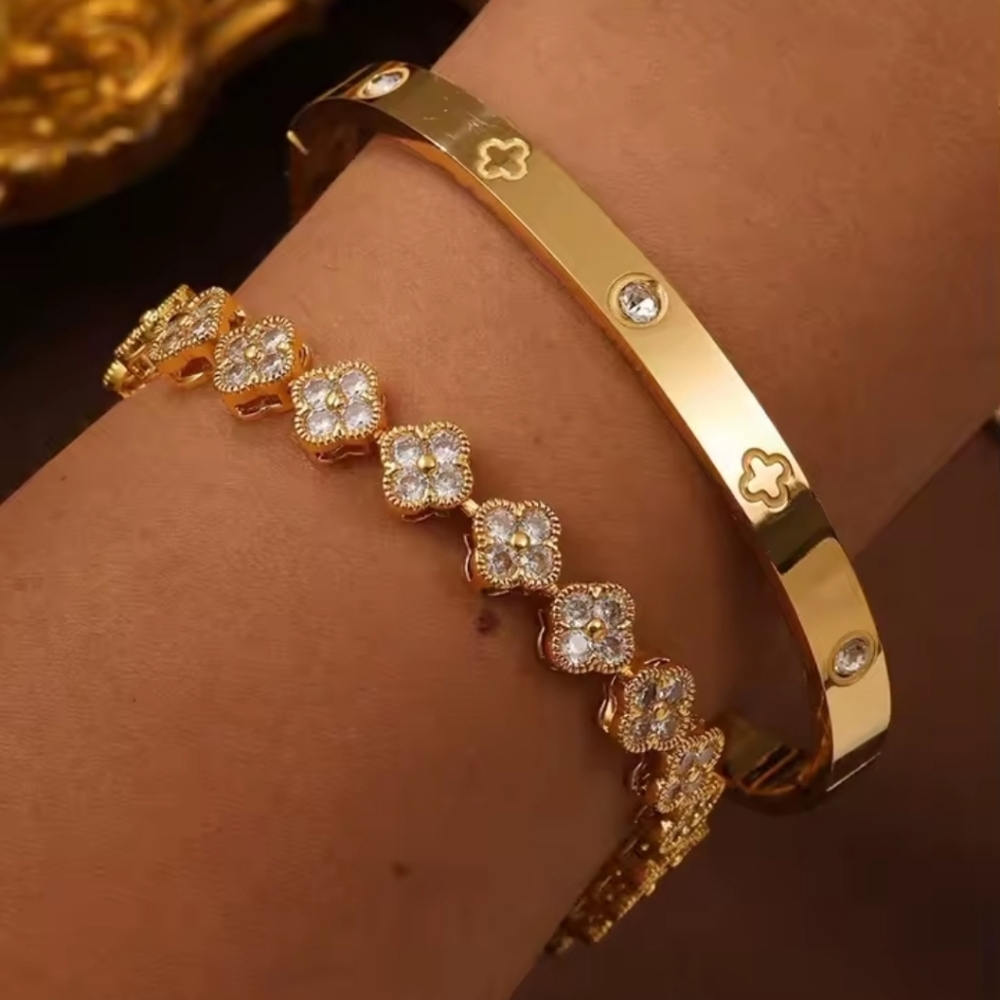 Delicate Lucky Clover Women Bracelet High Quality Stainless Steel Shining Zircon